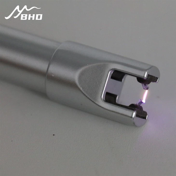 USB-geladenes Kerzenfeuerzeug